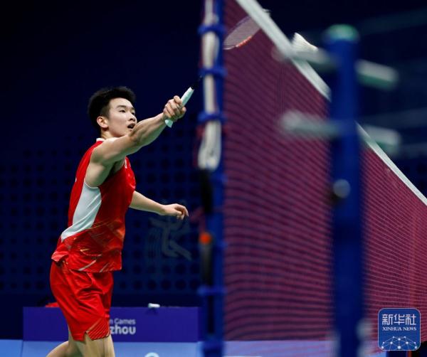 杯中首次遭 杯中首次遭